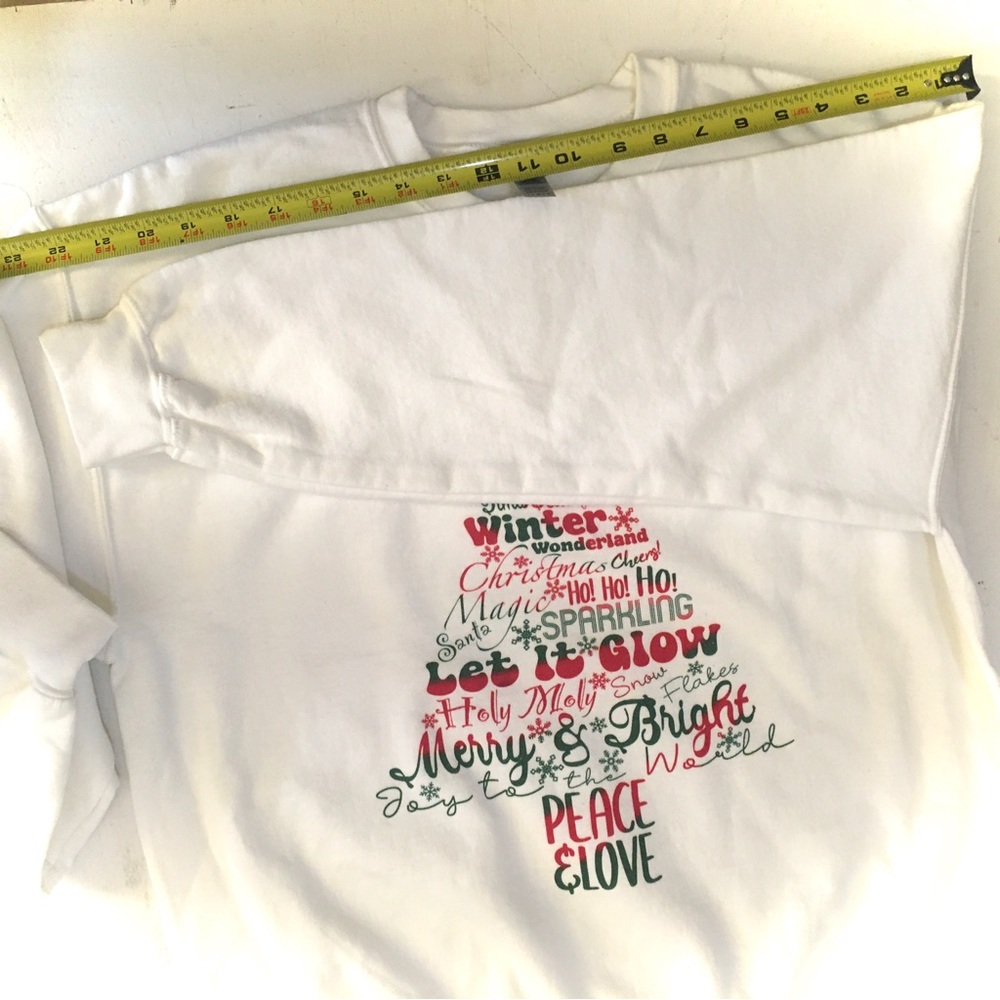 Only 1 Available🌹HP🌹Christmas Holiday Sweatshirt Top - Picture 7 of 7